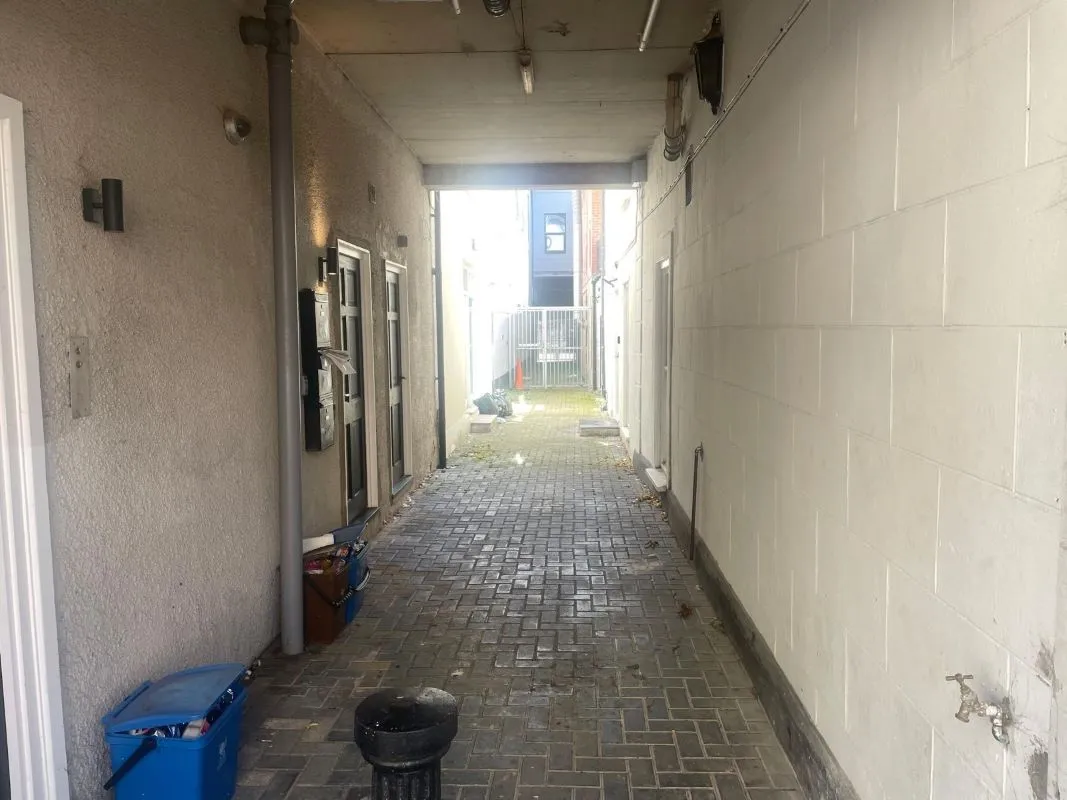 Mount Stuart Arcade, Cardiff, CF10 5ES - Online Auctions