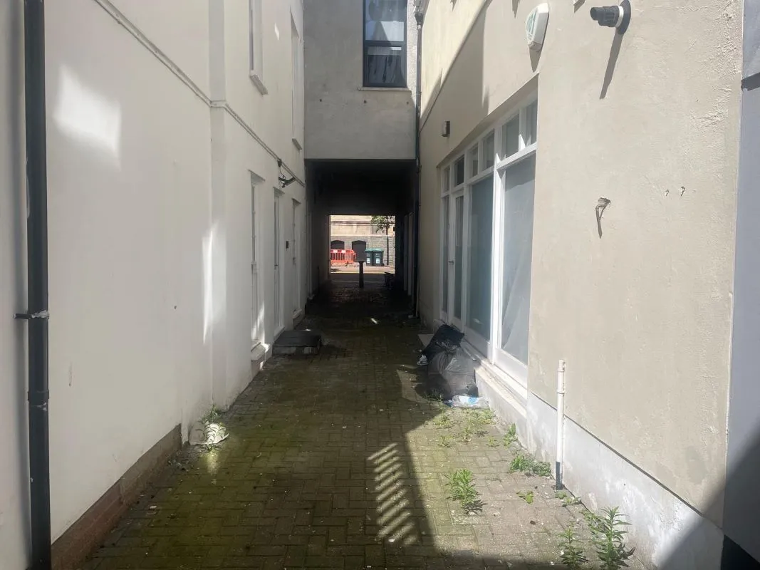 Mount Stuart Arcade, Cardiff, CF10 5ES - Online Auctions