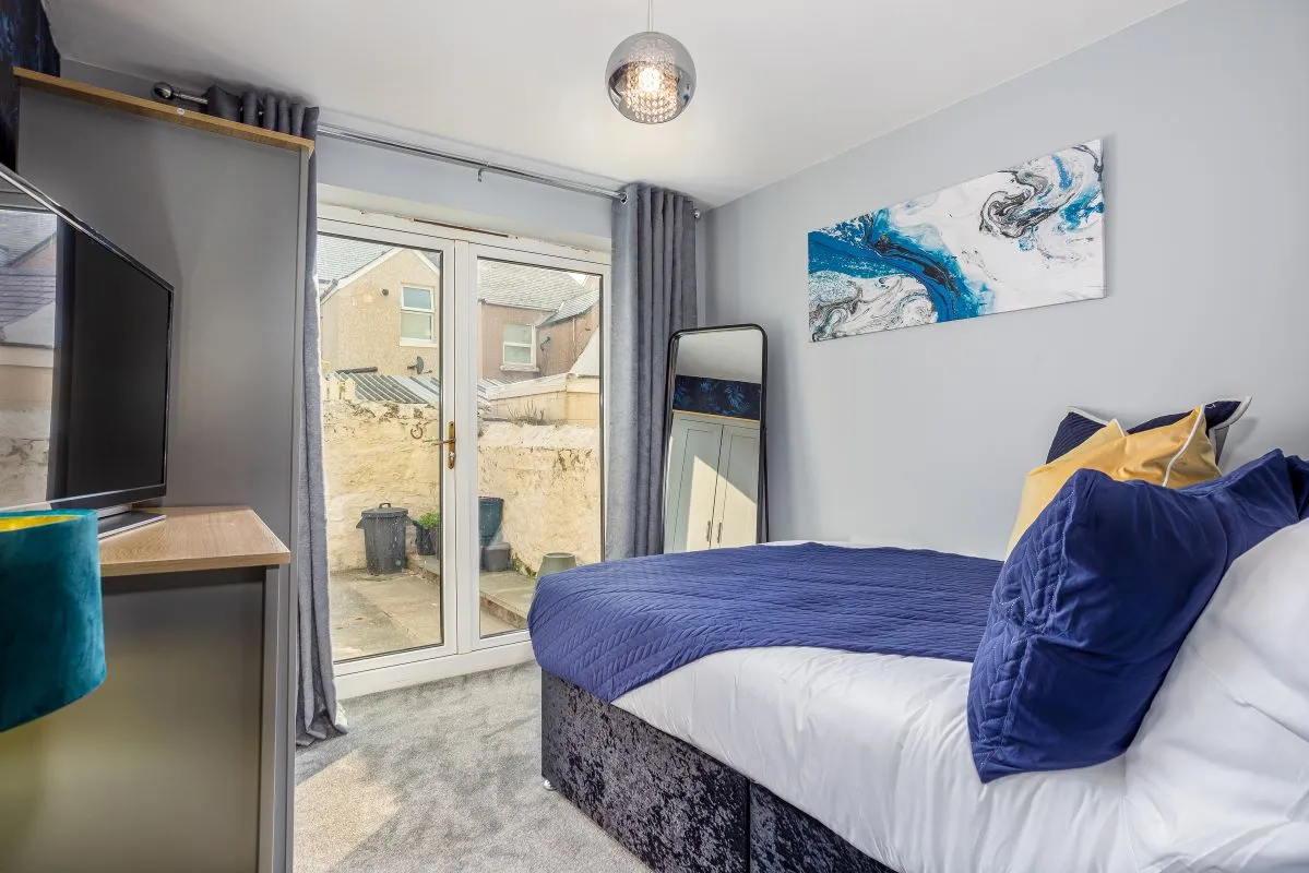 Llandudno, Gwynedd, LL30 2YB - Online Auctions