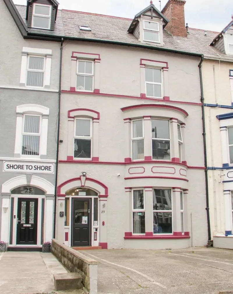 Llandudno, Gwynedd, LL30 2YB - Online Auctions