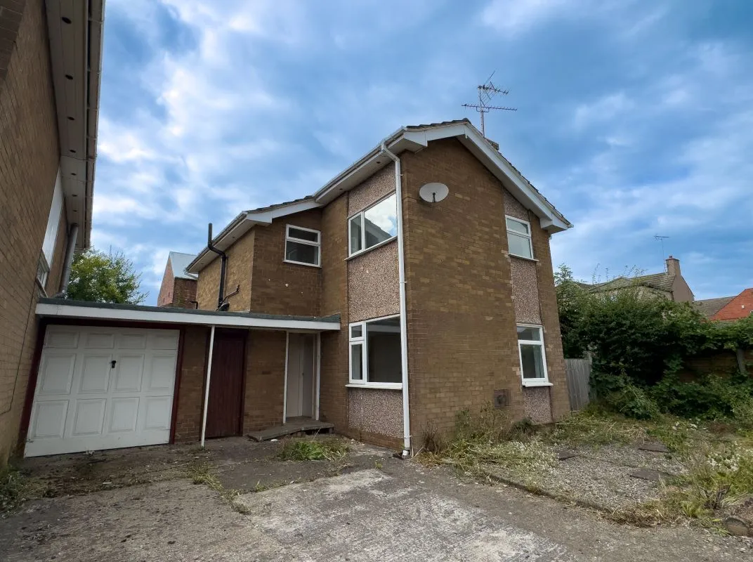 Buckley, Clwyd, CH7 2HS - Online Auctions
