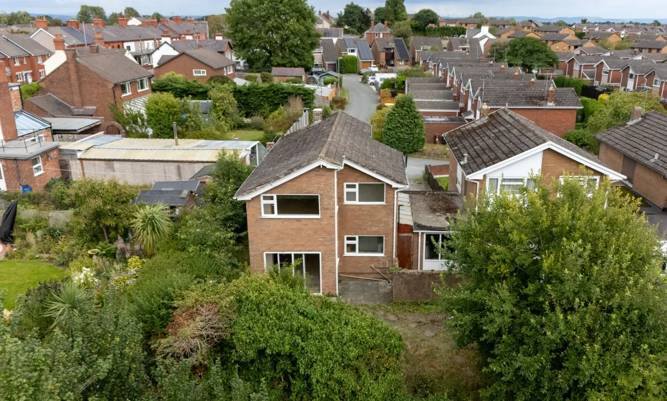 Buckley, Clwyd, CH7 2HS - Online Auctions