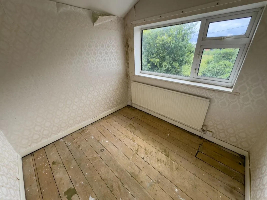 Buckley, Clwyd, CH7 2HS - Online Auctions