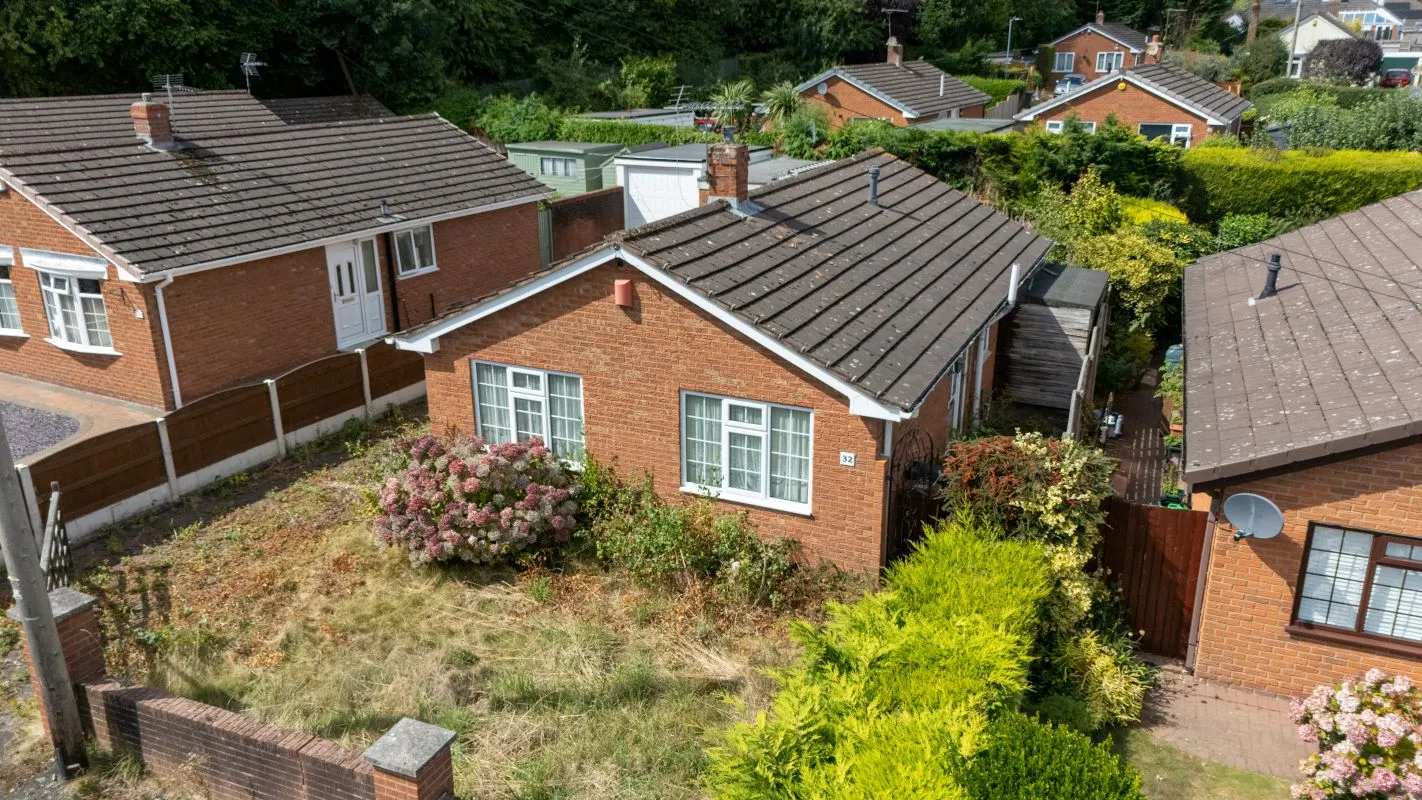 Hawarden, Deeside, Clwyd, CH5 3LA - Online Auctions
