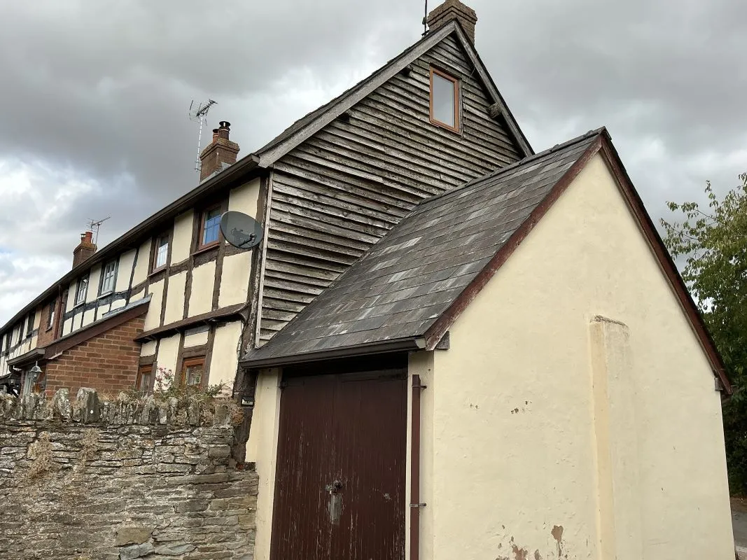 Shobdon, Leominster, Herefordshire, HR6 9NS - Online Auctions