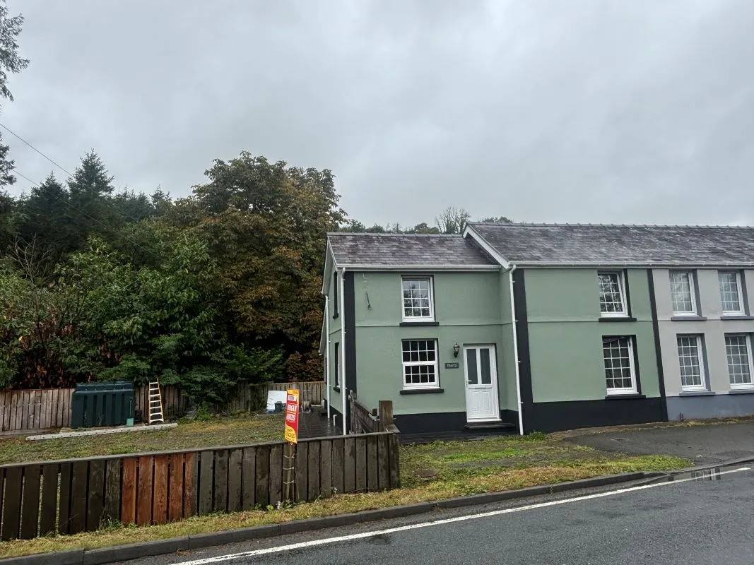 Alltwalis, Carmarthen, SA32 7EB - Online Auctions