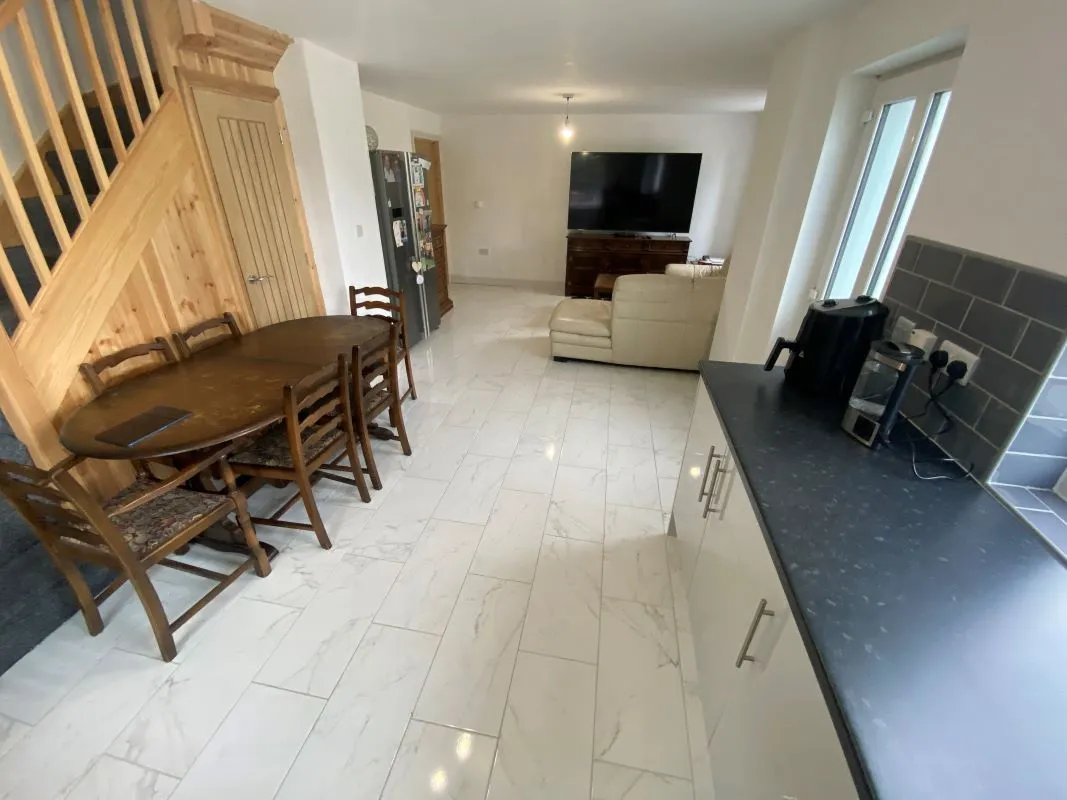 Alltwalis, Carmarthen, SA32 7EB - Online Auctions