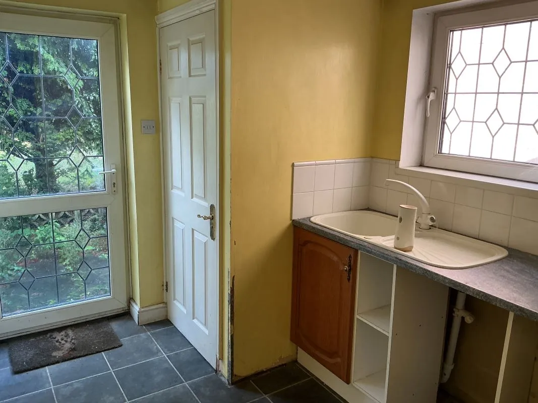 Glanymor Park, Swansea, SA4 6UQ - Online Auctions