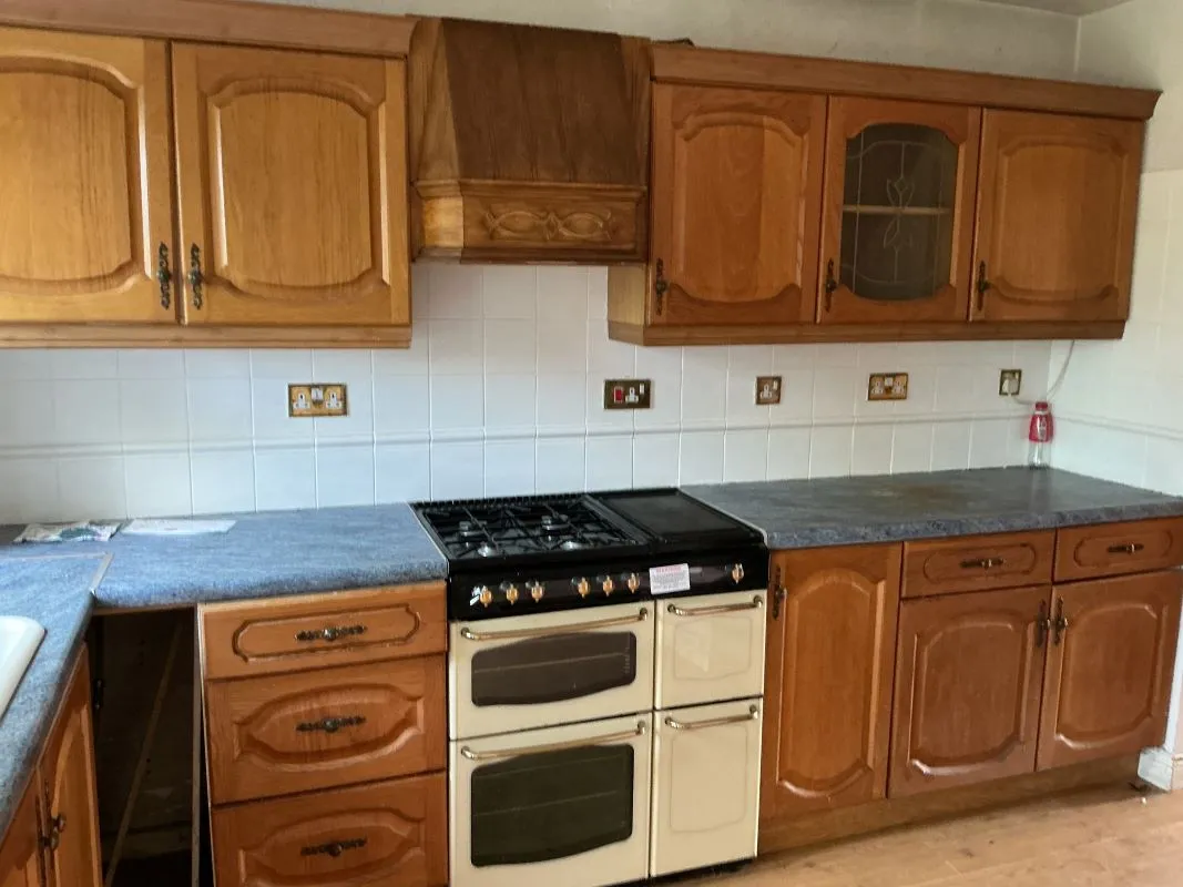 Glanymor Park, Swansea, SA4 6UQ - Online Auctions
