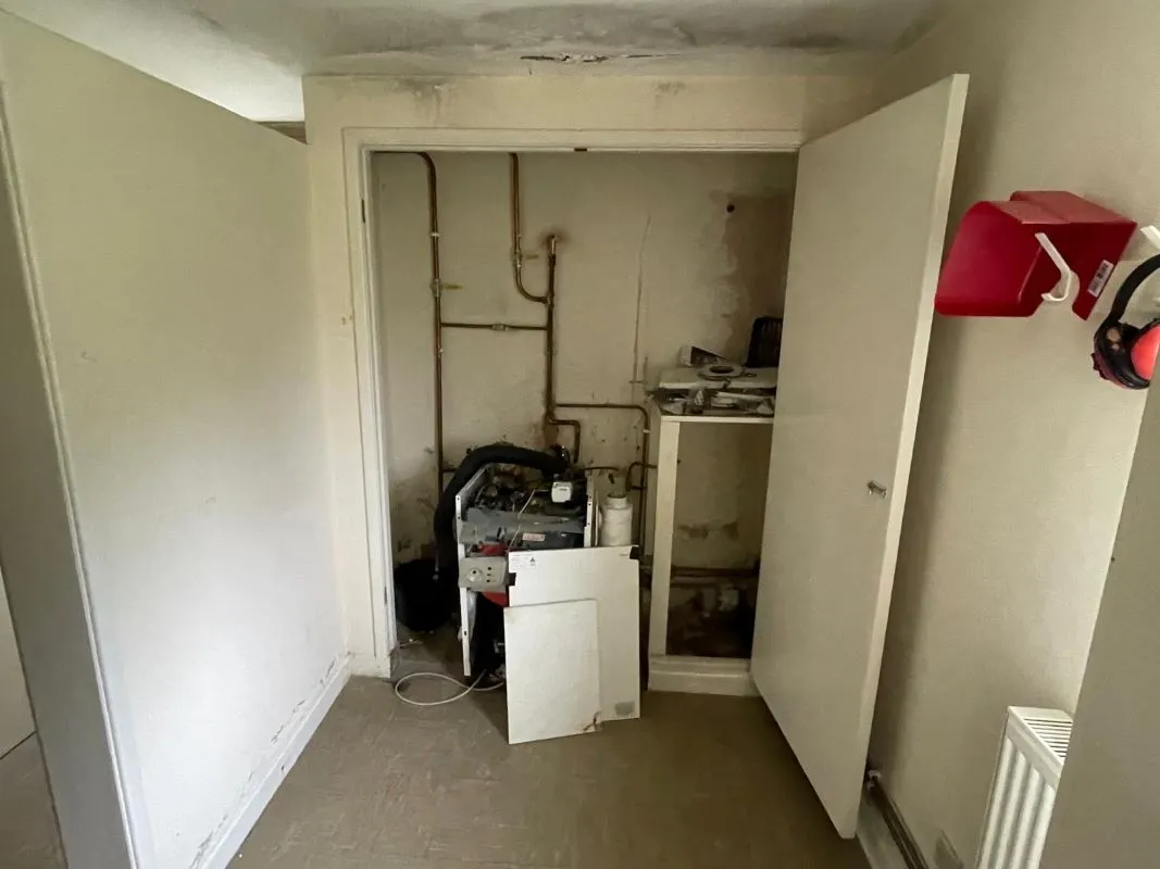 High Street, Sennybridge, Powys, LD3 8PG - Online Auctions