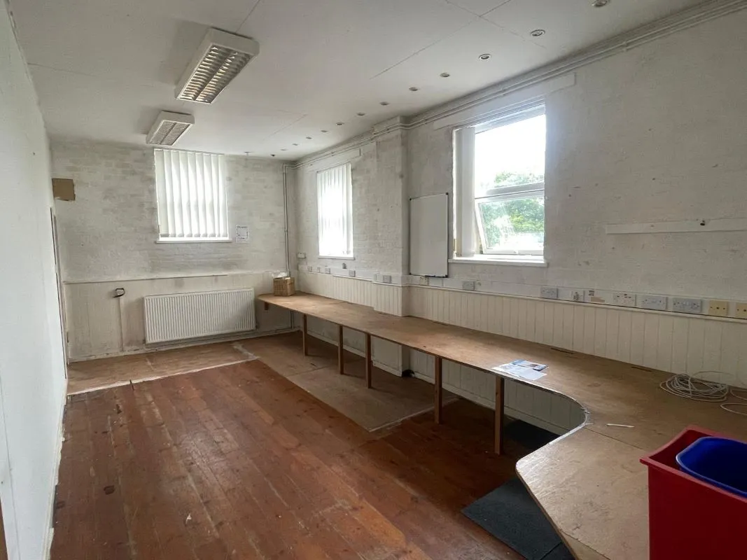 High Street, Sennybridge, Powys, LD3 8PG - Online Auctions