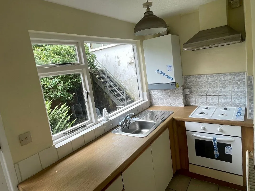 Sunnycroft, Llandrindod Wells, Powys, LD1 5HU - Online Auctions