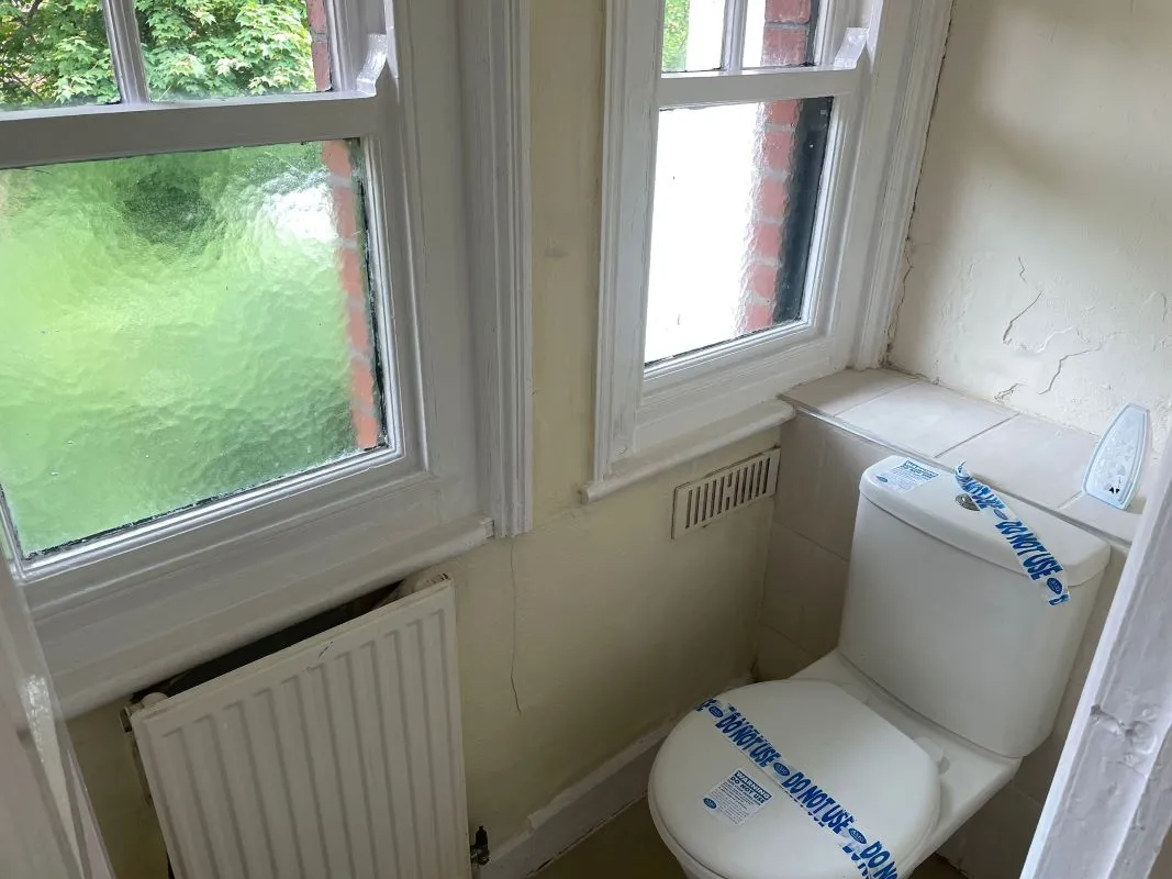 Sunnycroft, Llandrindod Wells, Powys, LD1 5HU - Online Auctions