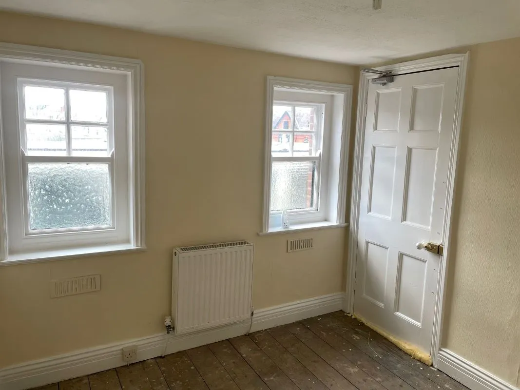 Sunnycroft, Llandrindod Wells, Powys, LD1 5HU - Online Auctions