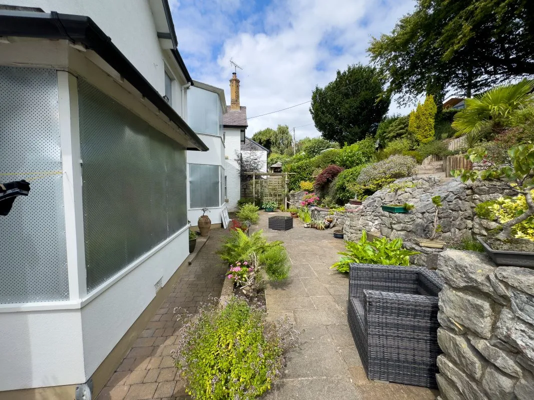 Llanbedr Dyffryn Clwyd, Ruthin, Clwyd, LL15 1UT - Online Auctions