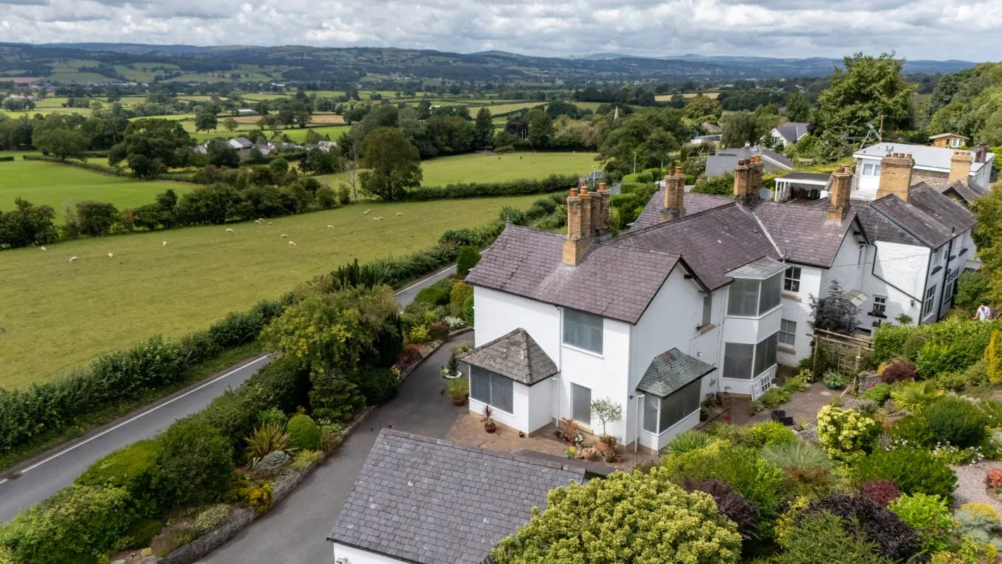Llanbedr Dyffryn Clwyd, Ruthin, Clwyd, LL15 1UT - Online Auctions