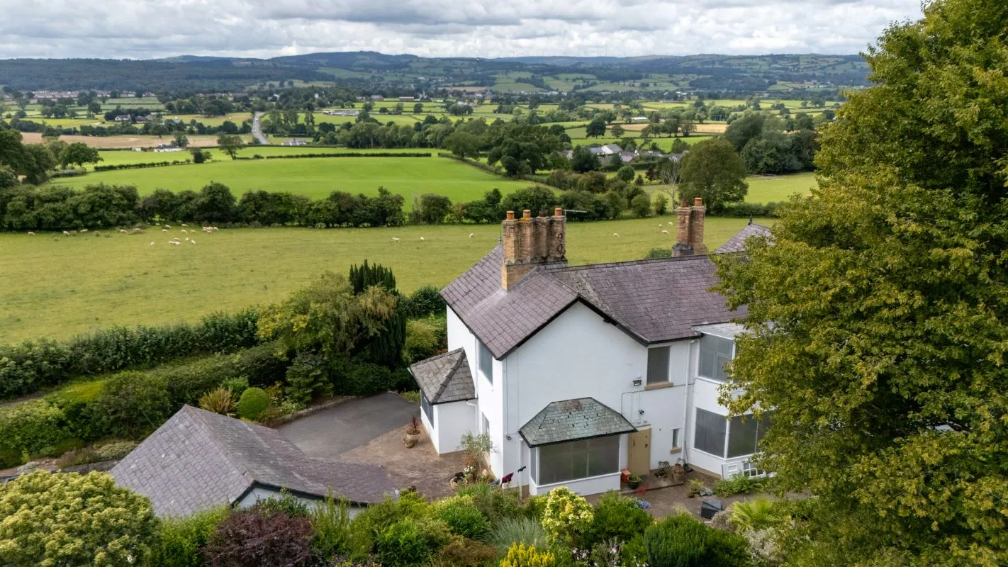 Llanbedr Dyffryn Clwyd, Ruthin, Clwyd, LL15 1UT - Online Auctions