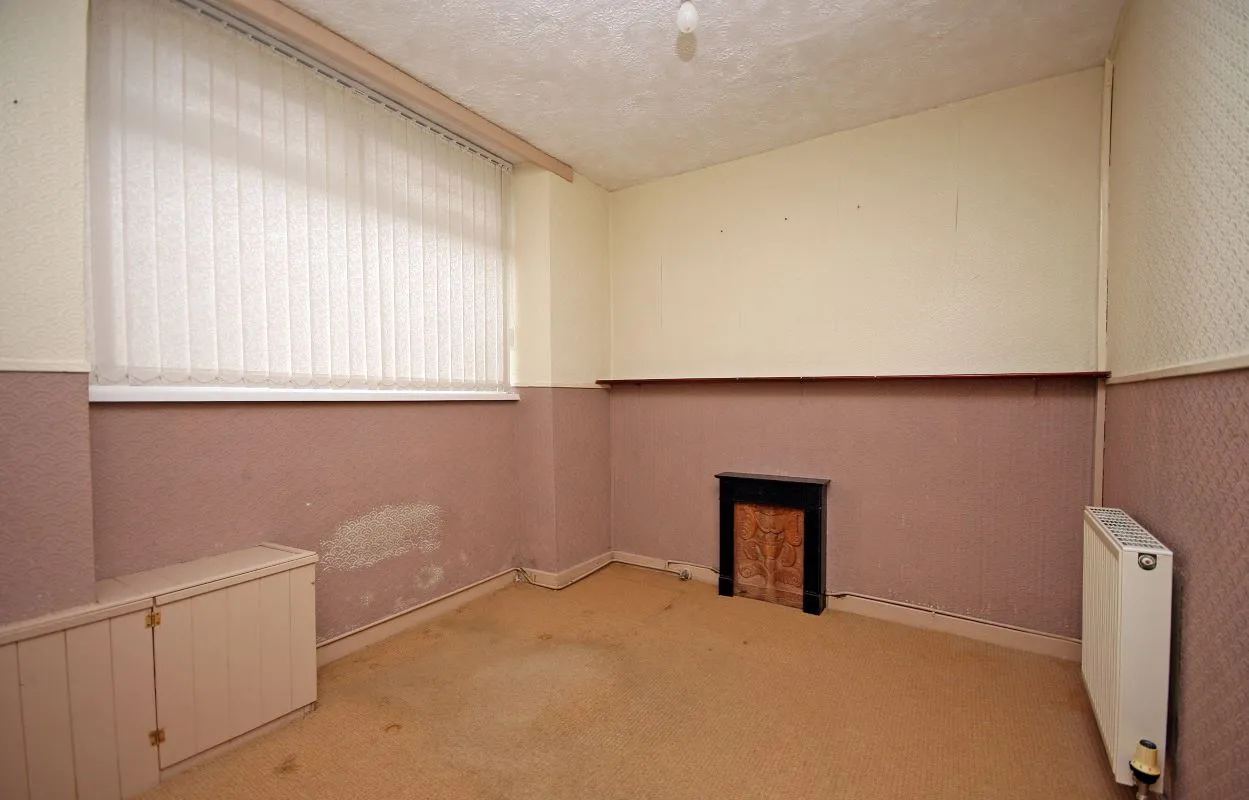 Penygroes, Caernarfon, Gwynedd, LL54 6NG - Online Auctions