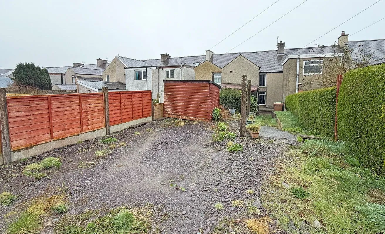 Penygroes, Caernarfon, Gwynedd, LL54 6NG - Online Auctions