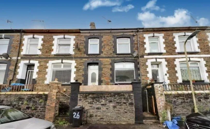 Aberfan, Merthyr Tydfil, CF48 4QW - Online Auctions