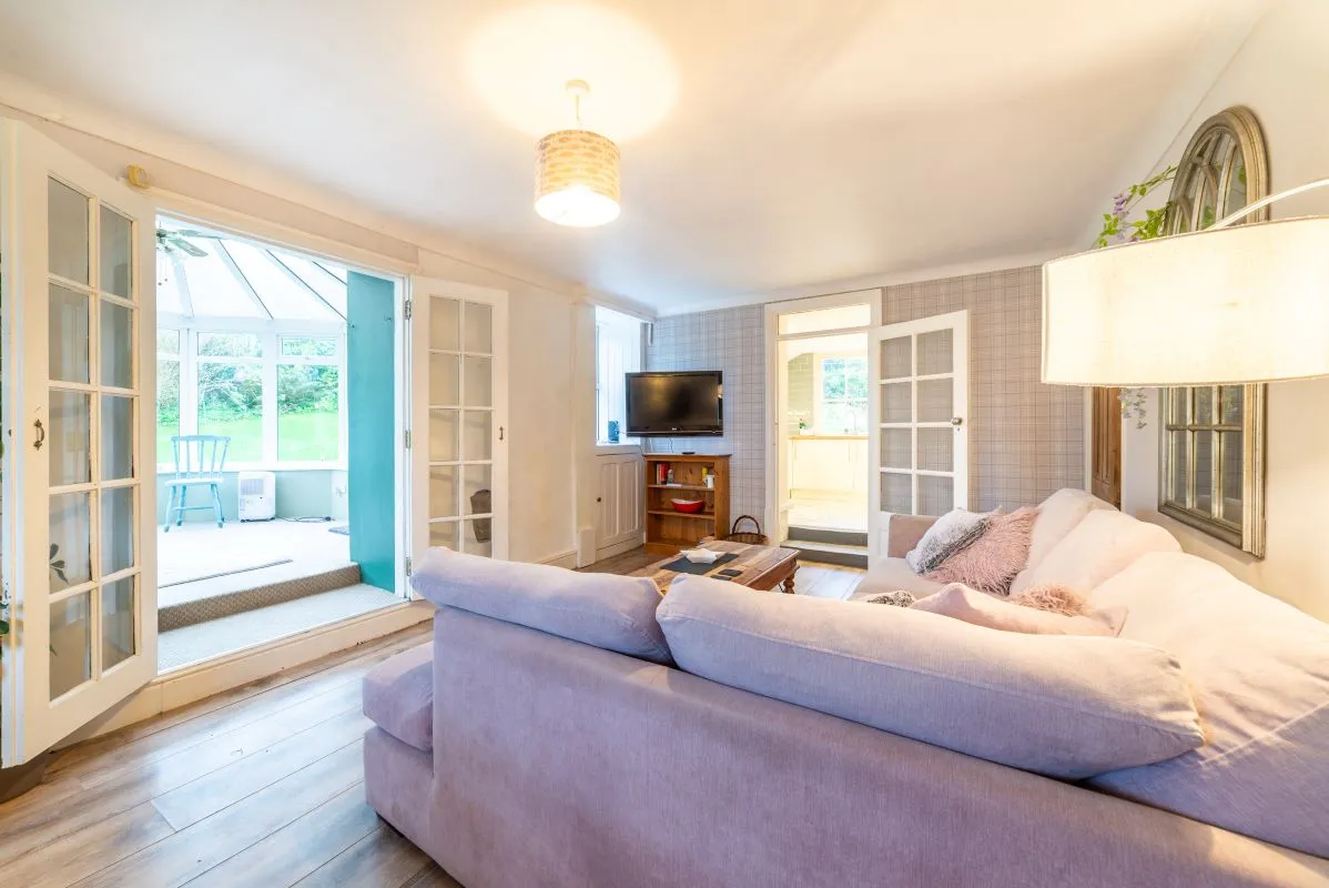 Talwrn, Llangefni, Gwynedd, LL77 7TD - Online Auctions