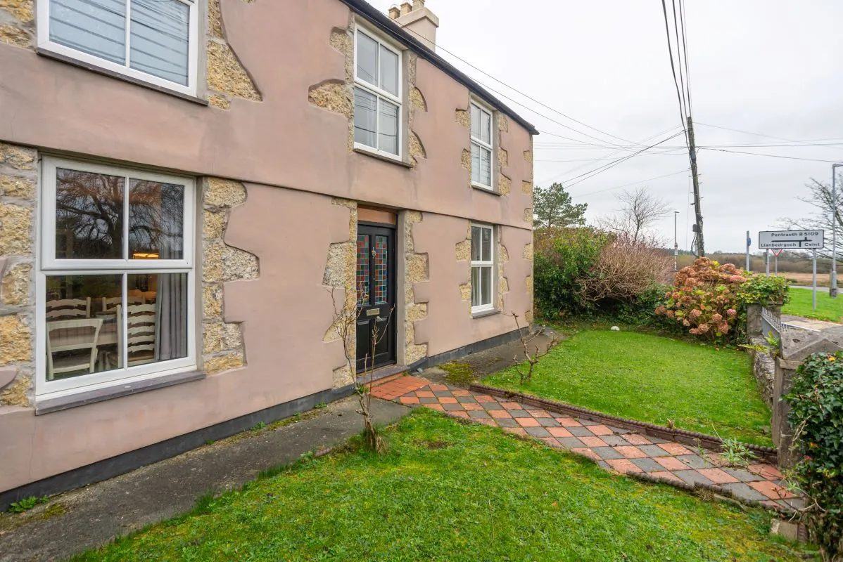 Talwrn, Llangefni, Gwynedd, LL77 7TD - Online Auctions