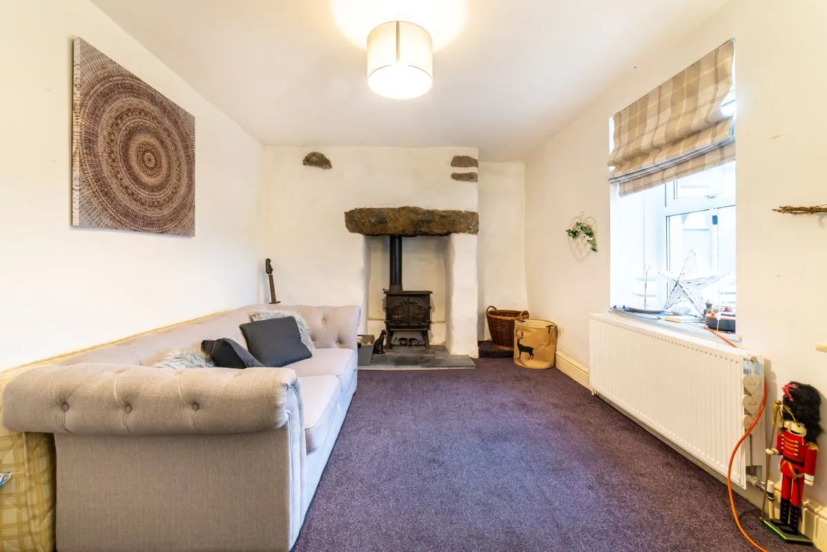 Talwrn, Llangefni, Gwynedd, LL77 7TD - Online Auctions