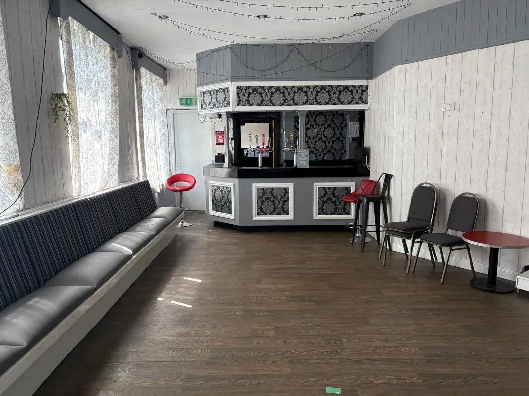 165 Bute Street, Treorchy, Rhondda Cynon Taff, CF42 6DA - Online Auctions
