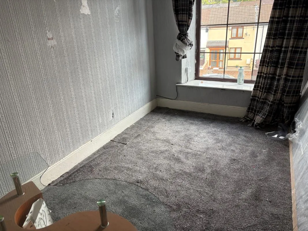 165 Bute Street, Treorchy, Rhondda Cynon Taff, CF42 6DA - Online Auctions