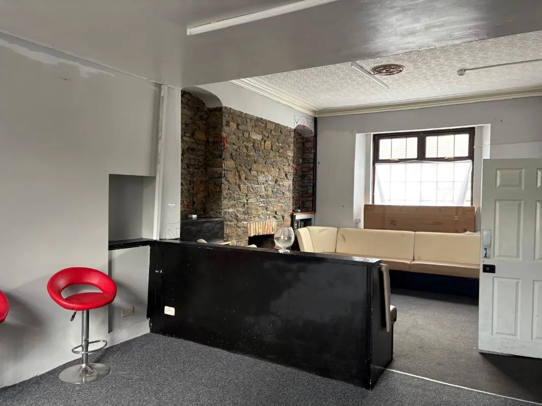 165 Bute Street, Treorchy, Rhondda Cynon Taff, CF42 6DA - Online Auctions