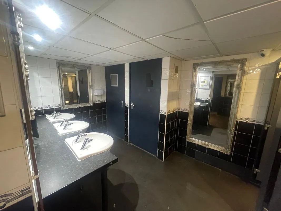2 Pier Street, Aberystwyth, Ceredigion, SY23 2LJ - Online Auctions