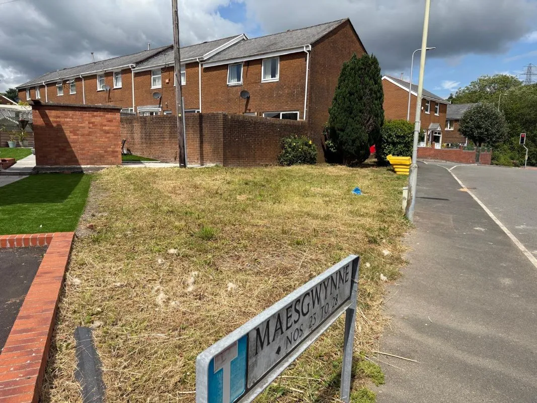 Cefn Coed, Merthyr Tydfil, Mid Glamorgan, CF48 2SB - Online Auctions