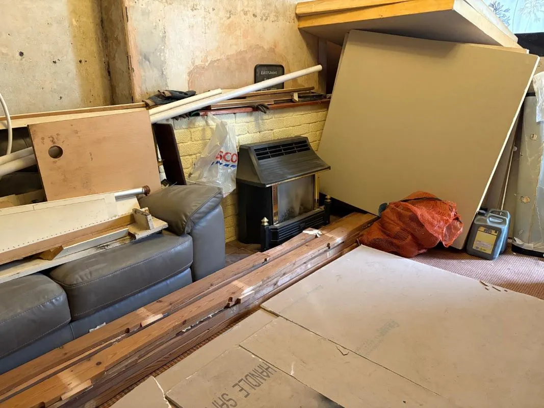 Llanhilleth, Abertillery, Blaenau Gwent, NP13 2RE - Online Auctions