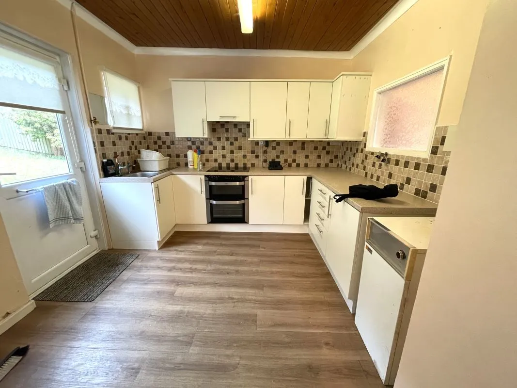 Salisbury Road, Abercynon, Mid Glamorgan, CF45 4NU - Online Auctions