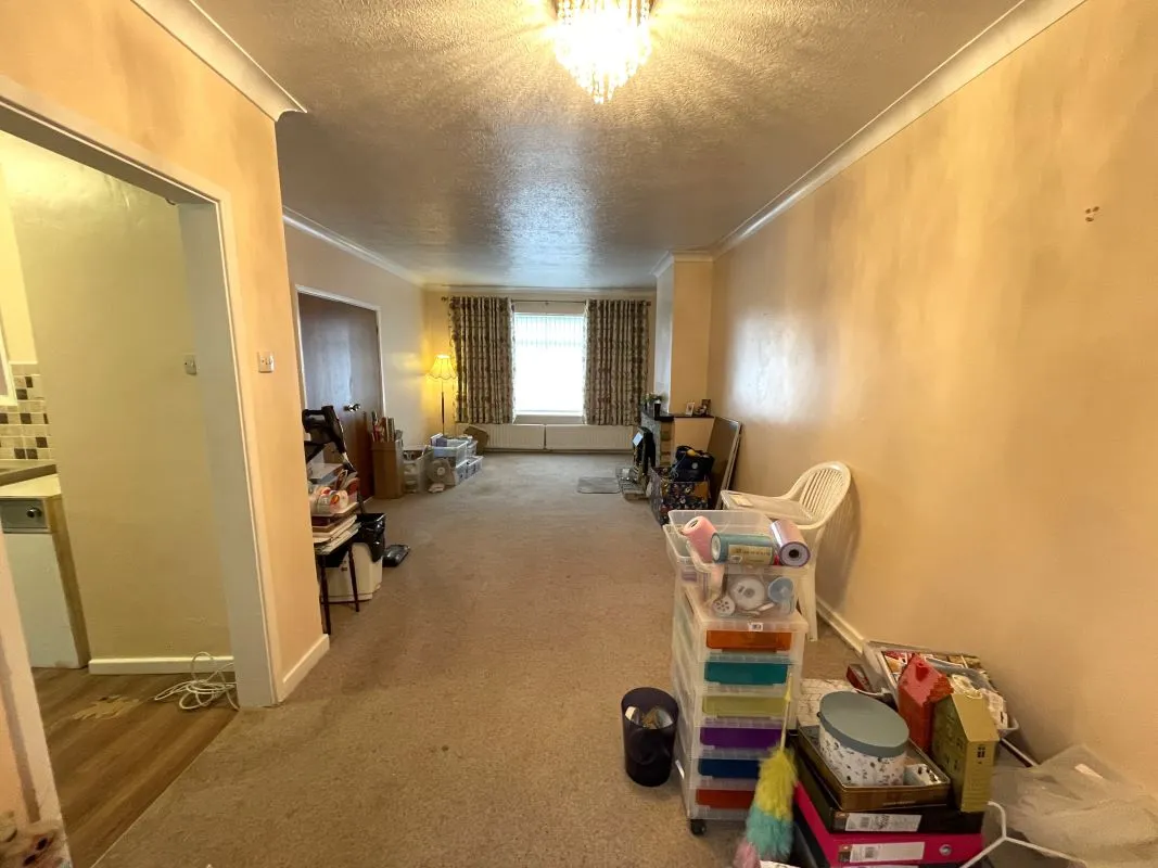 Salisbury Road, Abercynon, Mid Glamorgan, CF45 4NU - Online Auctions