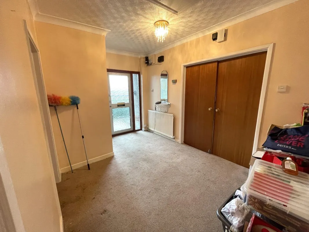 Salisbury Road, Abercynon, Mid Glamorgan, CF45 4NU - Online Auctions