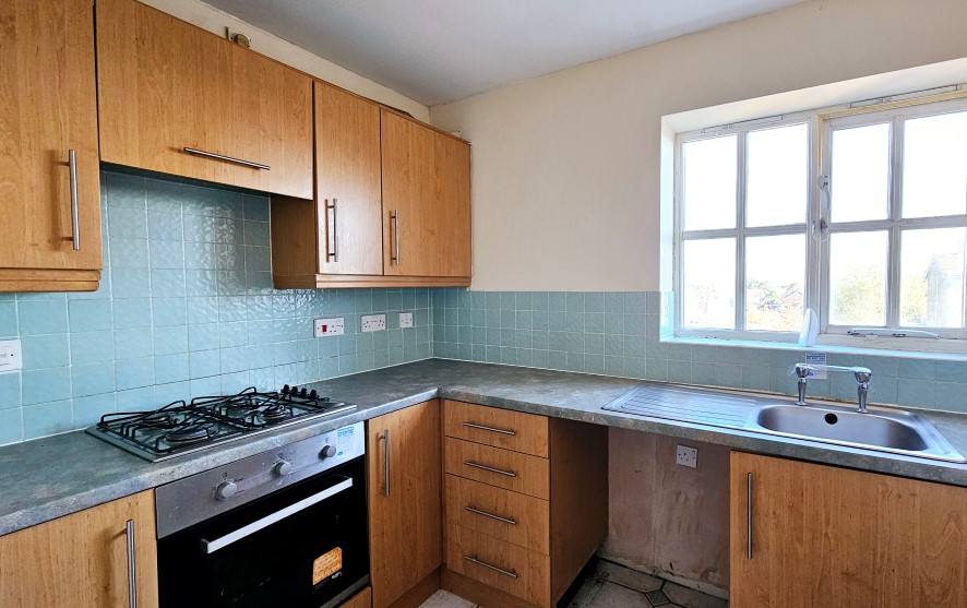 Property for Auction in Bedfordshire and Buckinghamshire - 18 Knaresborough Court, Bletchley, Milton Keynes, Buckinghamshire