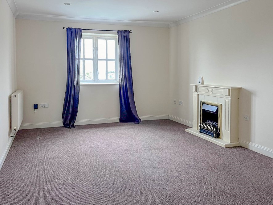 Property for Auction in Bedfordshire and Buckinghamshire - 18 Knaresborough Court, Bletchley, Milton Keynes, Buckinghamshire