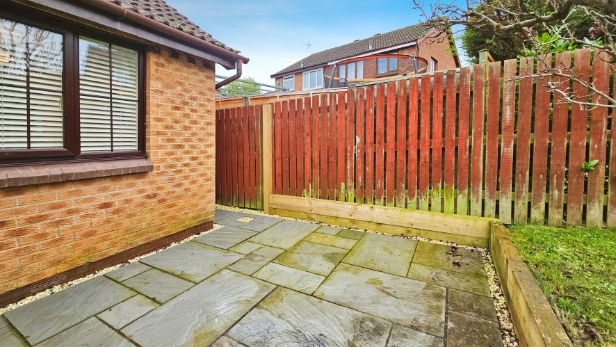 Property for Auction in Bedfordshire and Buckinghamshire - 20 Blaydon Close, Bletchley, Milton Keynes MK3 5LS