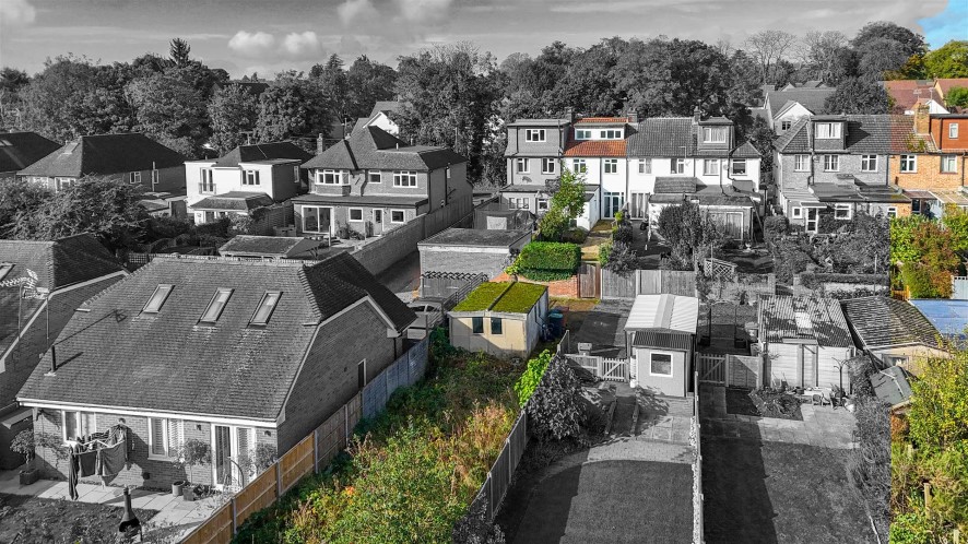 Property for Auction in Bedfordshire and Buckinghamshire - 7 Austin Villas, Woodside Road, Watford, Hertfordshire WD25 0GD
