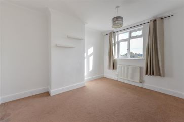 Property for Auction in Bedfordshire and Buckinghamshire - 7 Austin Villas, Woodside Road, Watford, Hertfordshire WD25 0GD