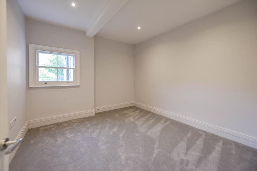 Property for Auction in Bedfordshire and Buckinghamshire - Flat 2, Wickham House, Cressex Road, High Wycombe, Buckinghamshire HP12 4FY