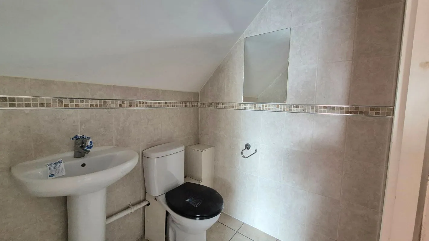 26 Marsh Road, Luton, Bedfordshire, LU3 2NH - Online Auctions