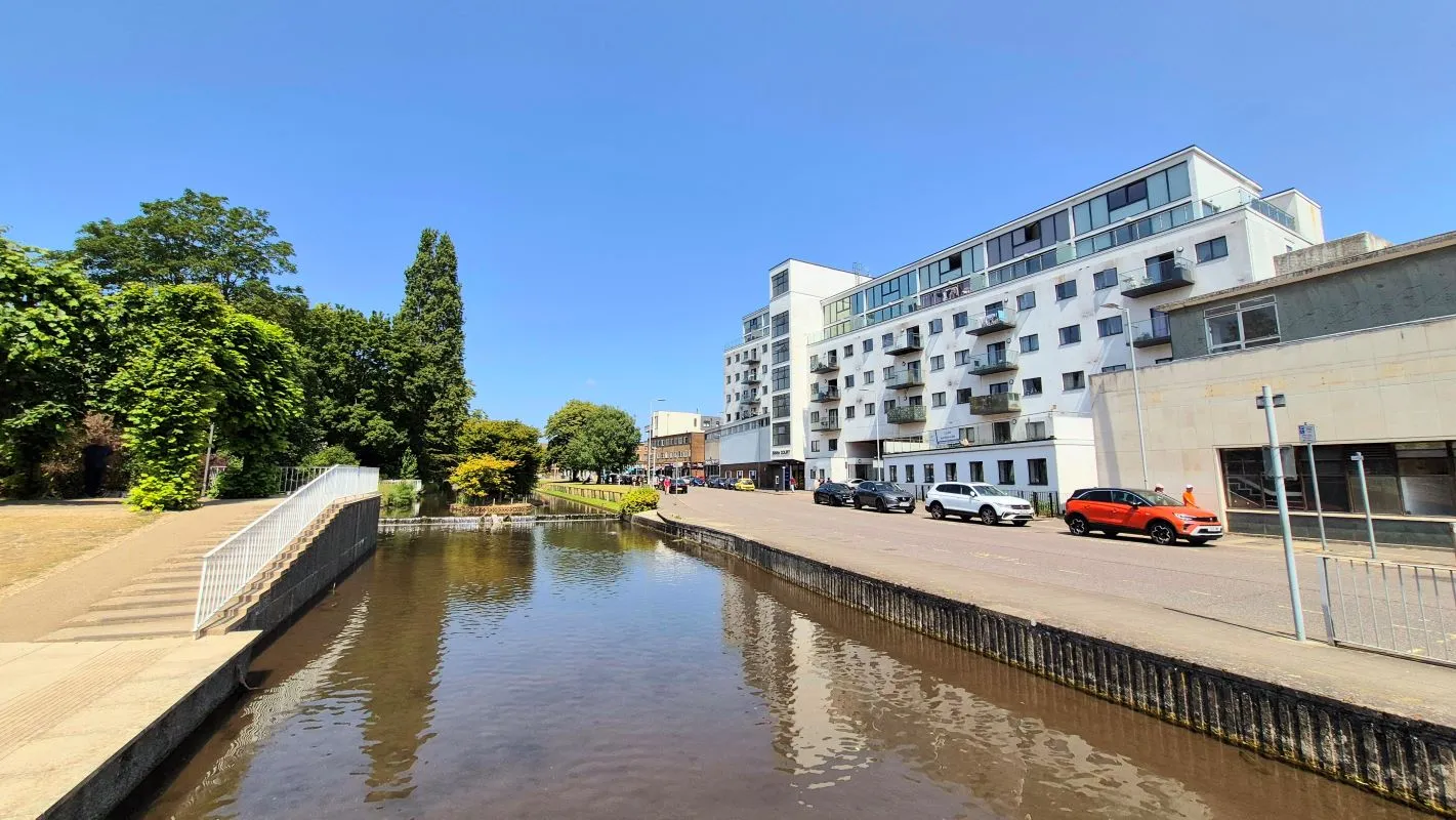 Swan Court, Hemel Hempstead, Hertfordshire, HP1 1DS - Online Auctions