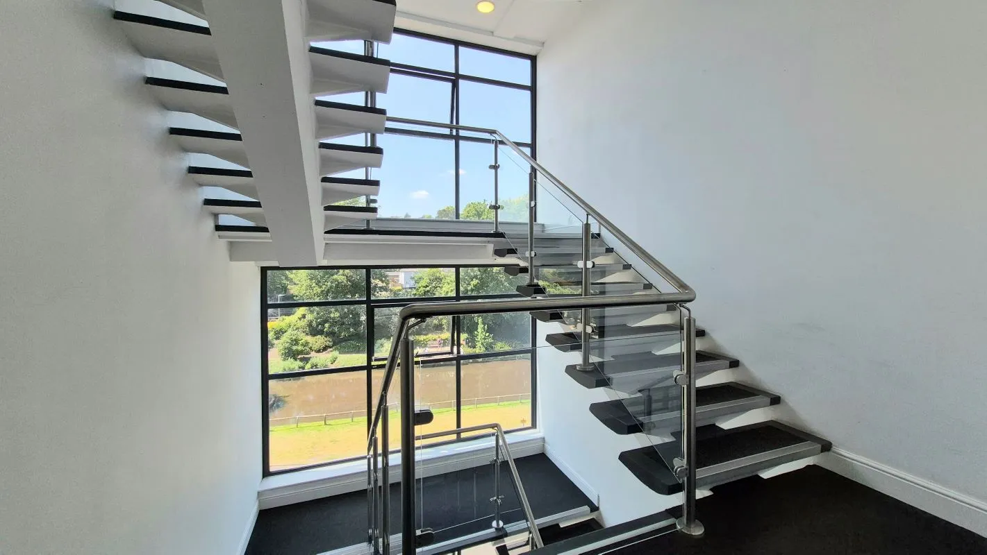 Swan Court, Hemel Hempstead, Hertfordshire, HP1 1DS - Online Auctions