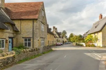 Property for Auction in Bedfordshire and Buckinghamshire - 50 Cross Tree Road, Wicken, Milton Keynes, Northamptonshire MK19 6BT