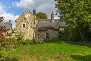 Property for Auction in Bedfordshire and Buckinghamshire - 50 Cross Tree Road, Wicken, Milton Keynes, Northamptonshire MK19 6BT