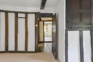 Property for Auction in Bedfordshire and Buckinghamshire - 50 Cross Tree Road, Wicken, Milton Keynes, Northamptonshire MK19 6BT