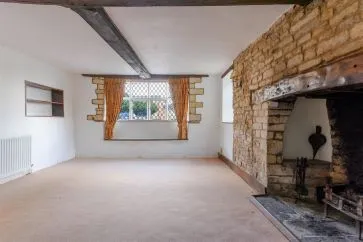 Property for Auction in Bedfordshire and Buckinghamshire - 50 Cross Tree Road, Wicken, Milton Keynes, Northamptonshire MK19 6BT
