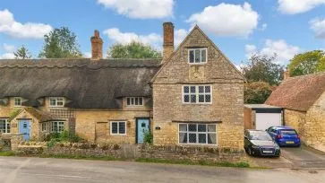 Property for Auction in Bedfordshire and Buckinghamshire - 50 Cross Tree Road, Wicken, Milton Keynes, Northamptonshire MK19 6BT